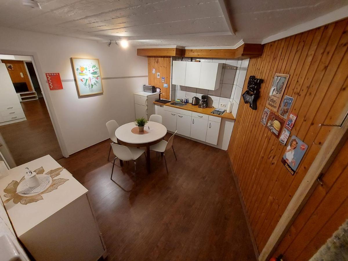 Basement Apartment Κολωνία Εξωτερικό φωτογραφία